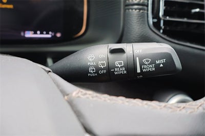 2023 Jeep Wagoneer Base