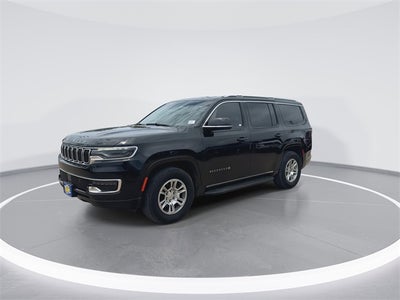 2023 Jeep Wagoneer Base