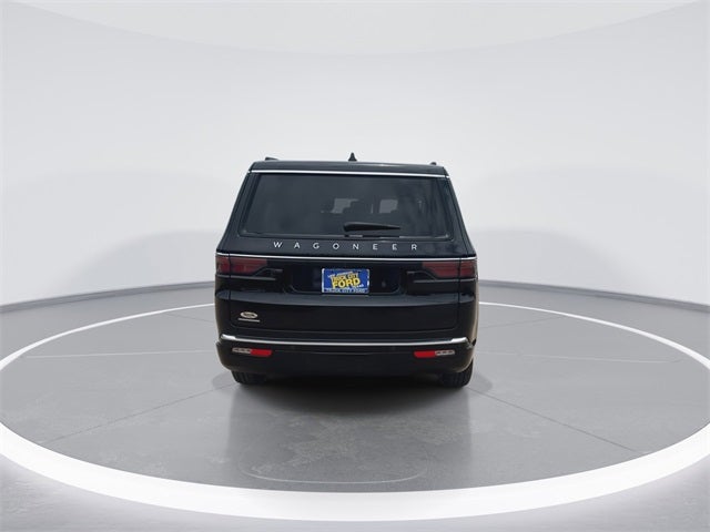 2023 Jeep Wagoneer Base