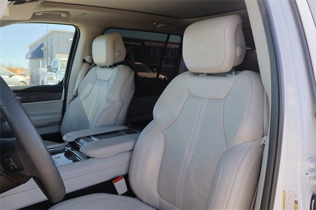 2022 Jeep Wagoneer Series III