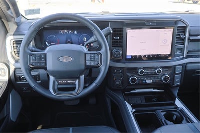 2025 Ford Super Duty F-450 Platinum DRW