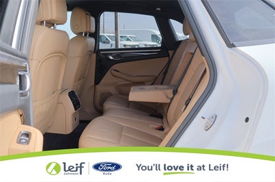 2018 Porsche Macan Base