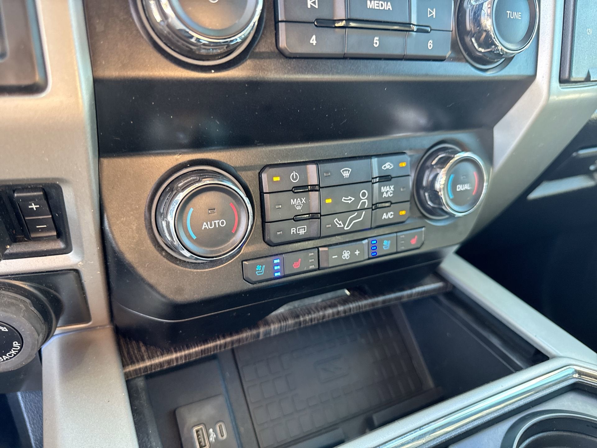 2021 Ford Super Duty F-250 Lariat