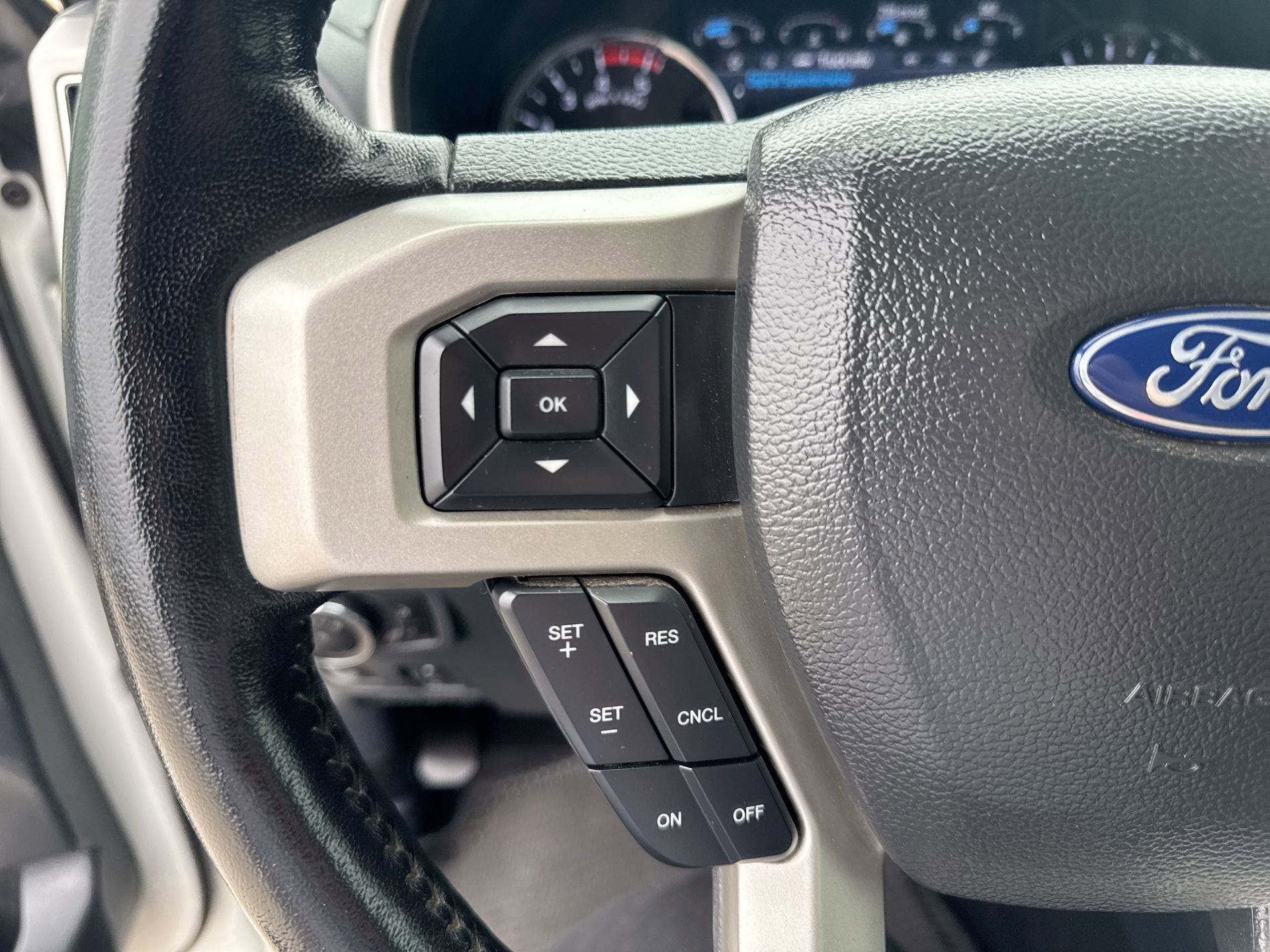 2022 Ford Super Duty F-250 Lariat