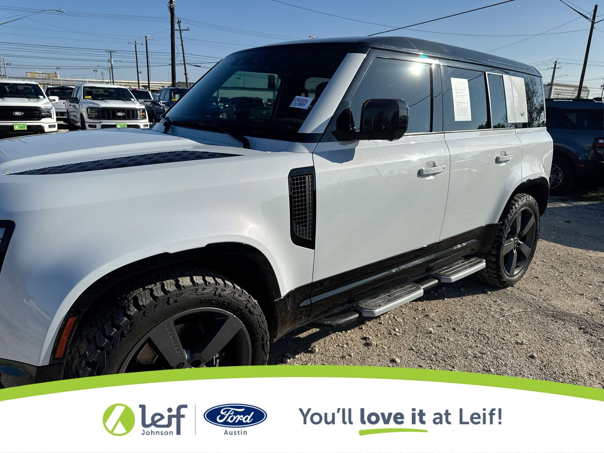 2023 Land Rover Defender 110 V8