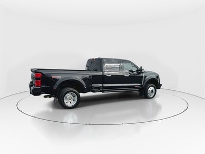 2025 Ford Super Duty F-450 King Ranch DRW