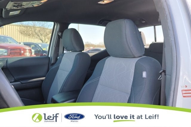 2023 Toyota Tacoma 4WD TRD Off-Road V6