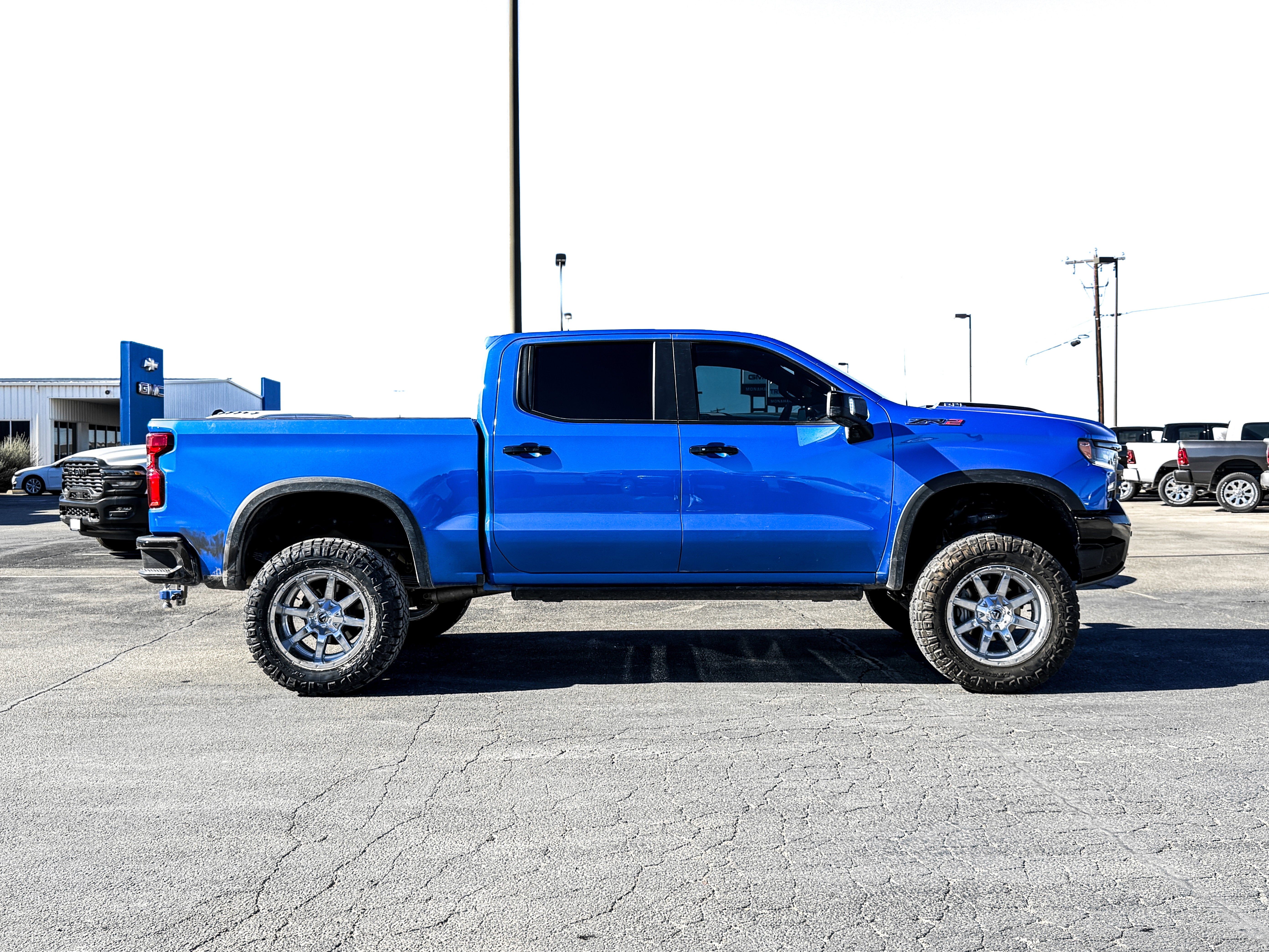 2025 Chevrolet Silverado 1500 ZR2