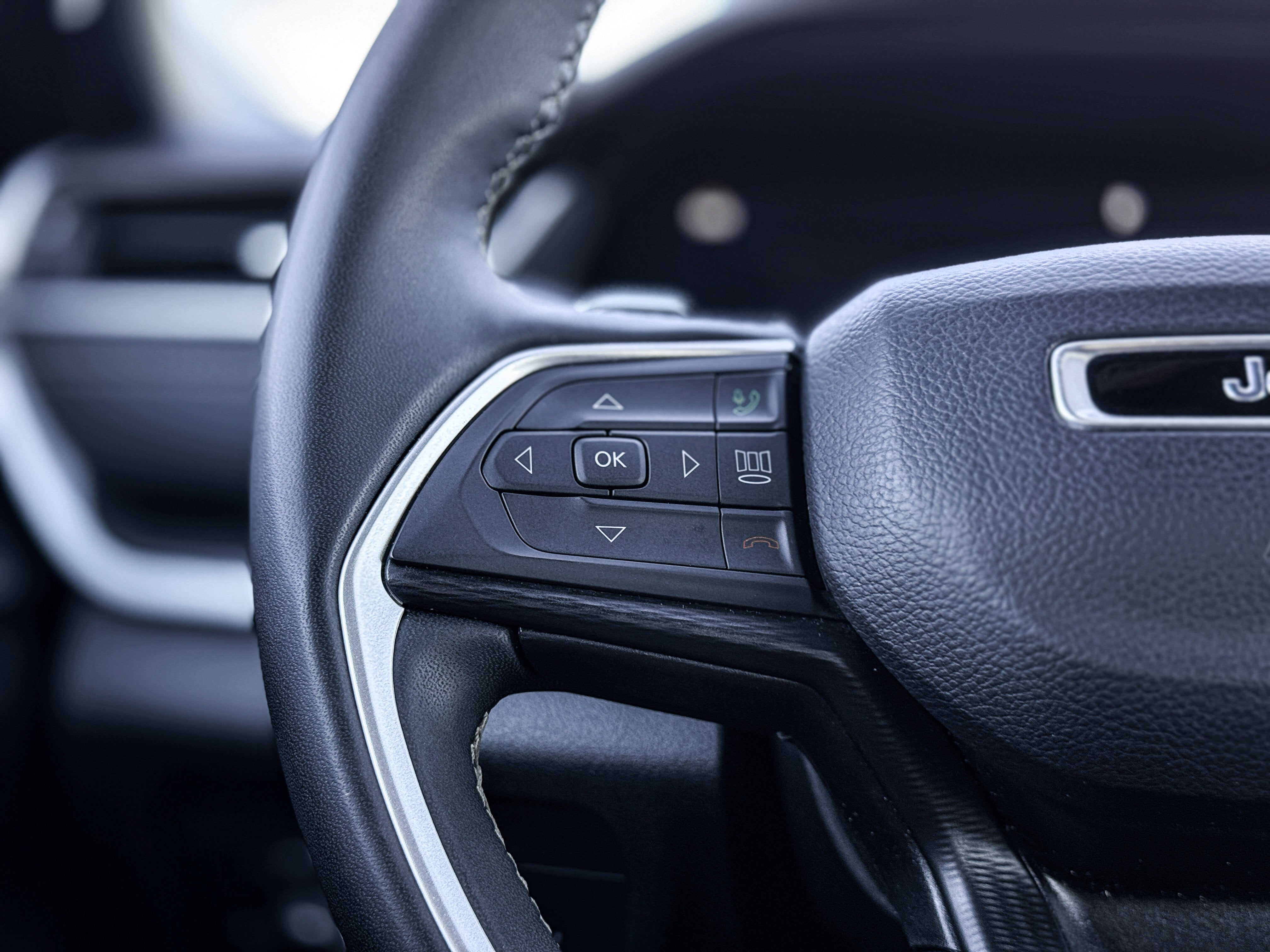 2024 Jeep Grand Cherokee L Altitude 4x4