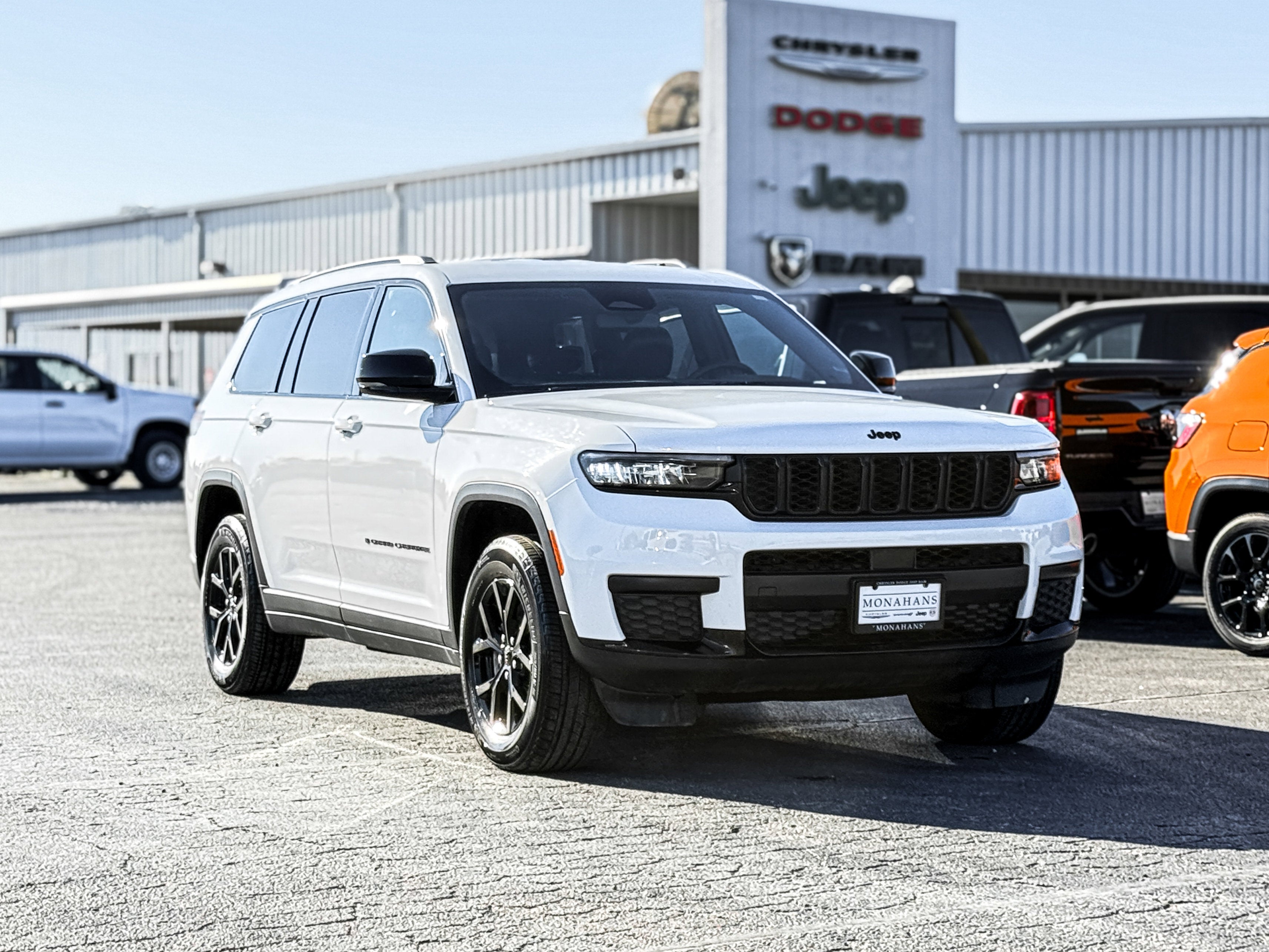 2024 Jeep Grand Cherokee L Altitude 4x4