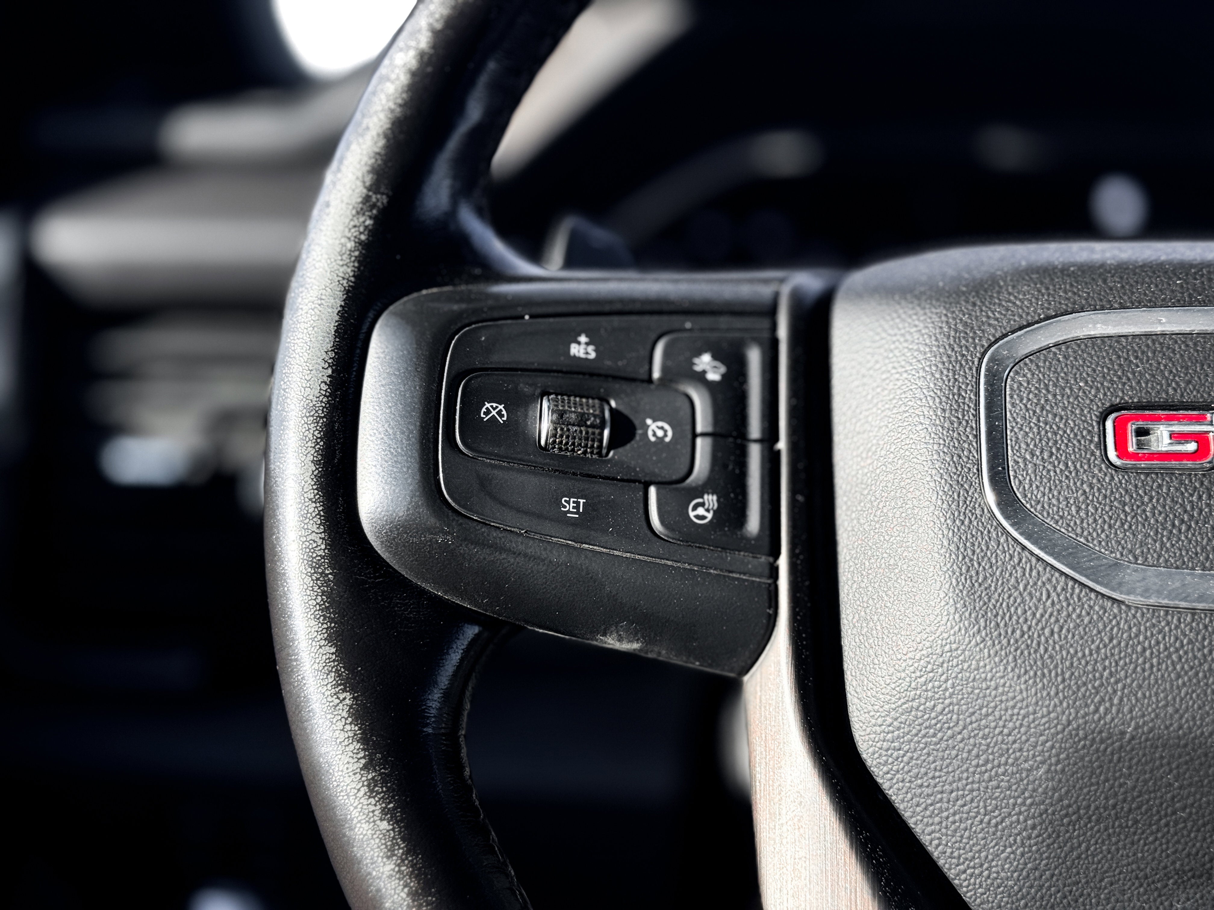 2022 GMC Sierra 1500 4WD Crew Cab Short Box AT4