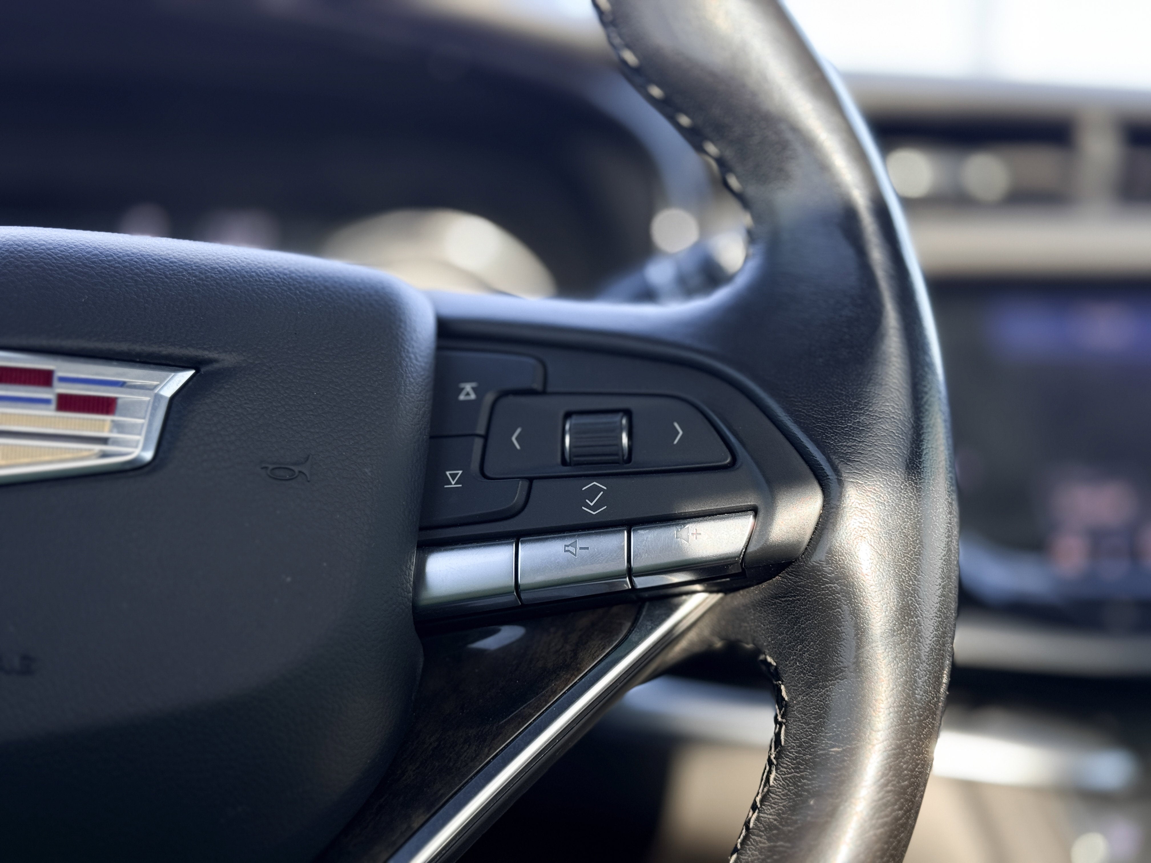 2021 Cadillac XT6 FWD Premium Luxury